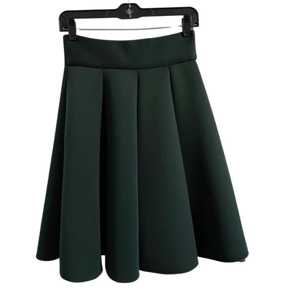 Rich green, flary ZOE Ltd skirt